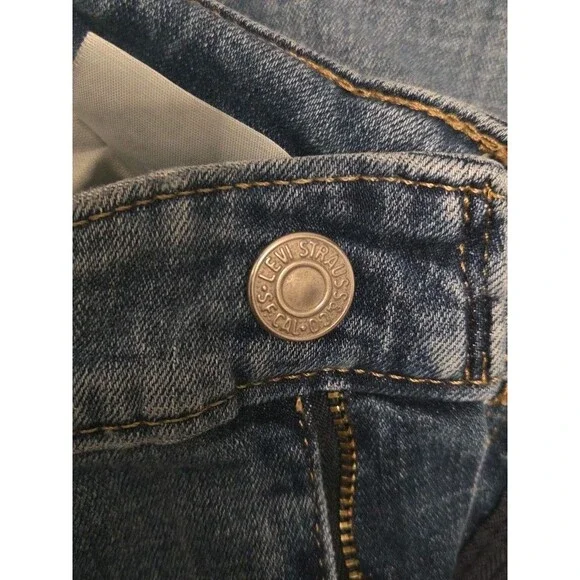 Levi's 725 High Rise Bootcut Jeans Women's Size 25 Medium Wash Levi Strauss Co - Picture 6 of 6